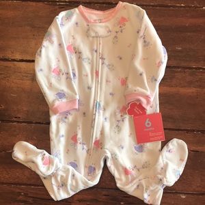 NWT Carter’s super-cozy Fleece Sleeper (6 month)